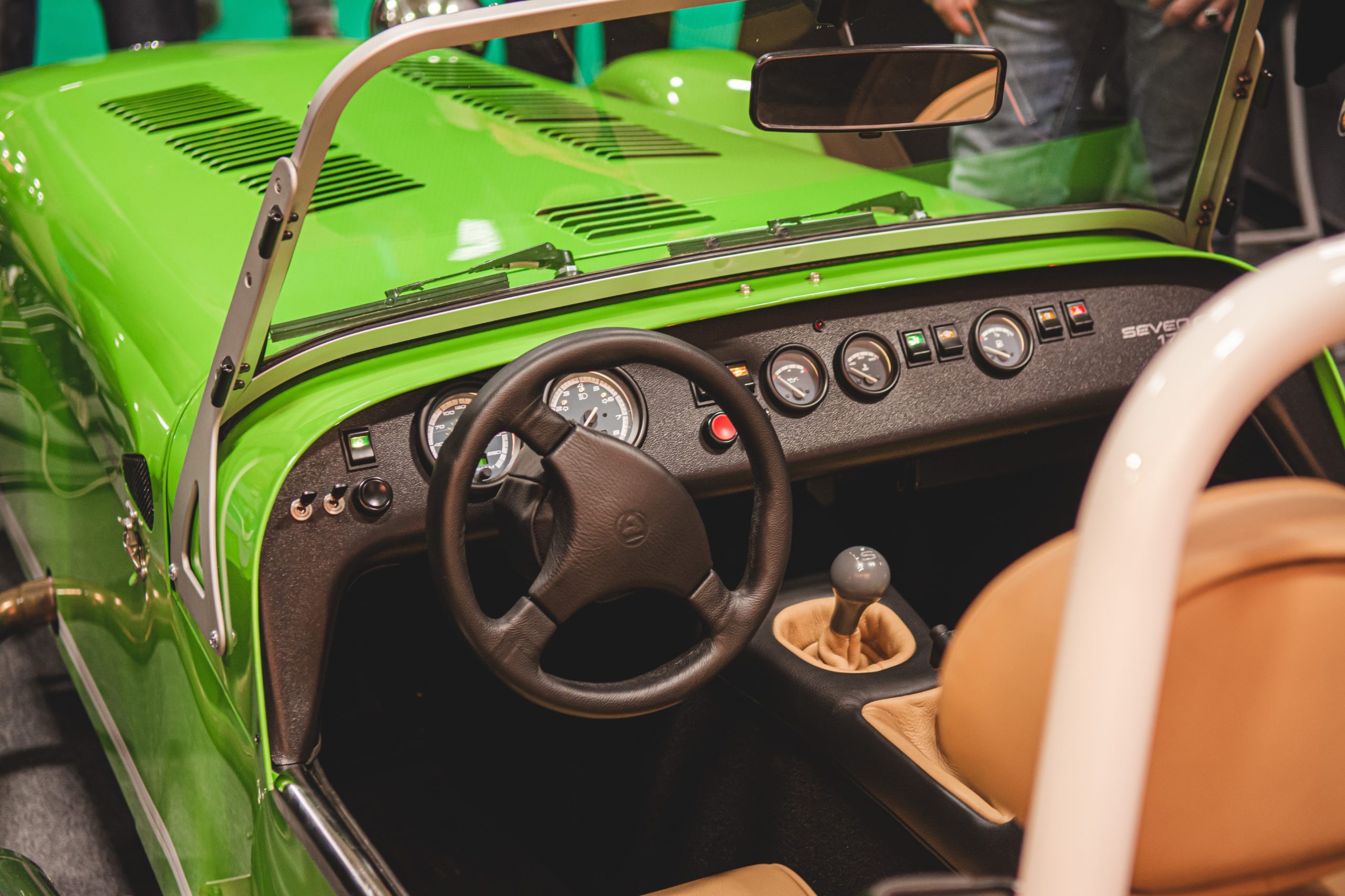 2022-SV-AUTOMOBILES-SALON-RETROMOBILE-CATERHAM-DETAIL-INTERIEUR-CUIR