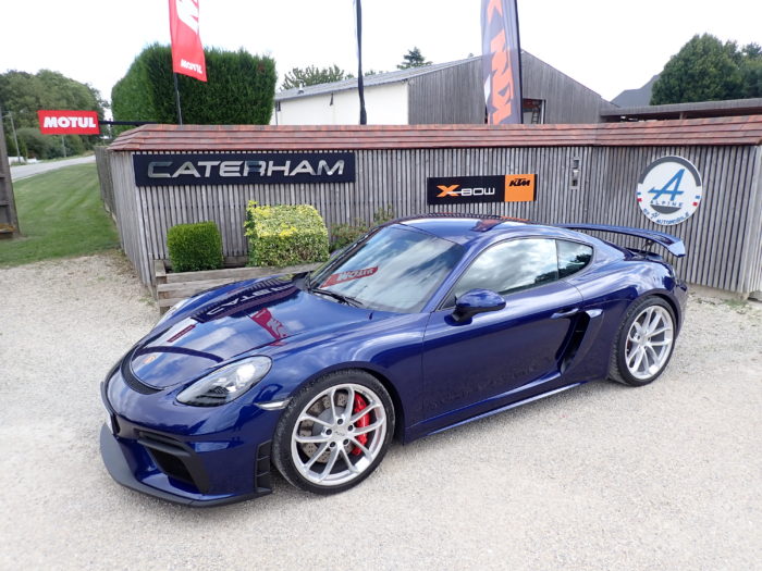Porsche 718 Cayman GT4